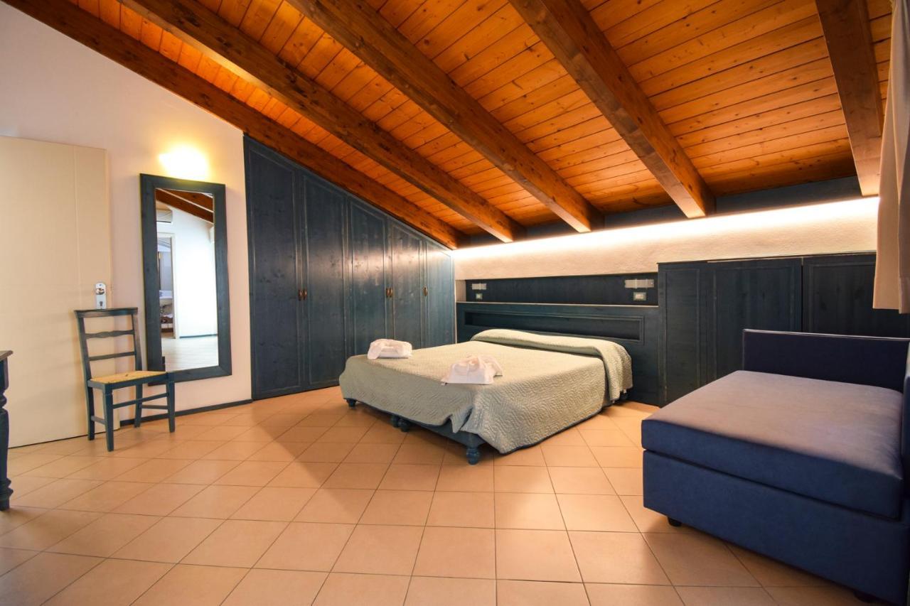 Hotel La Plage Cattolica Kültér fotó