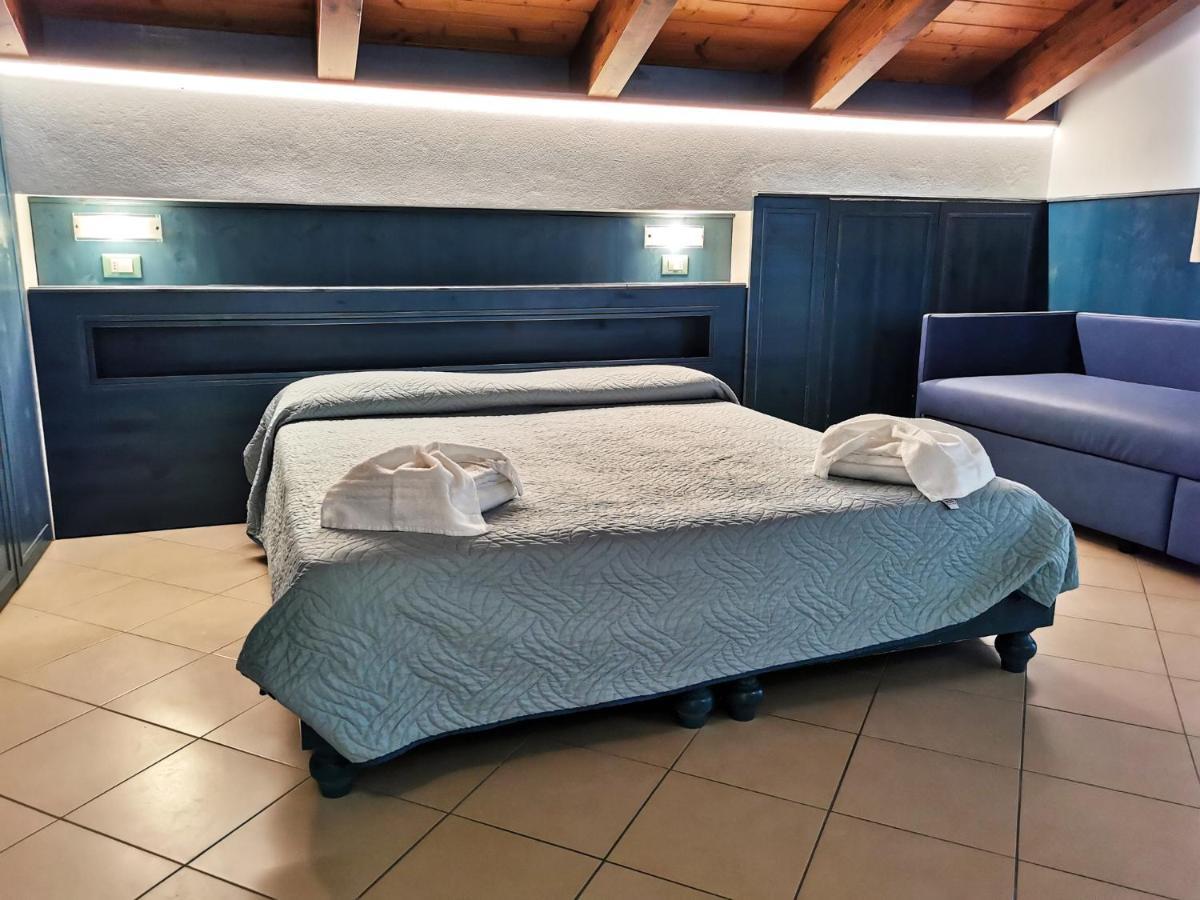 Hotel La Plage Cattolica Kültér fotó