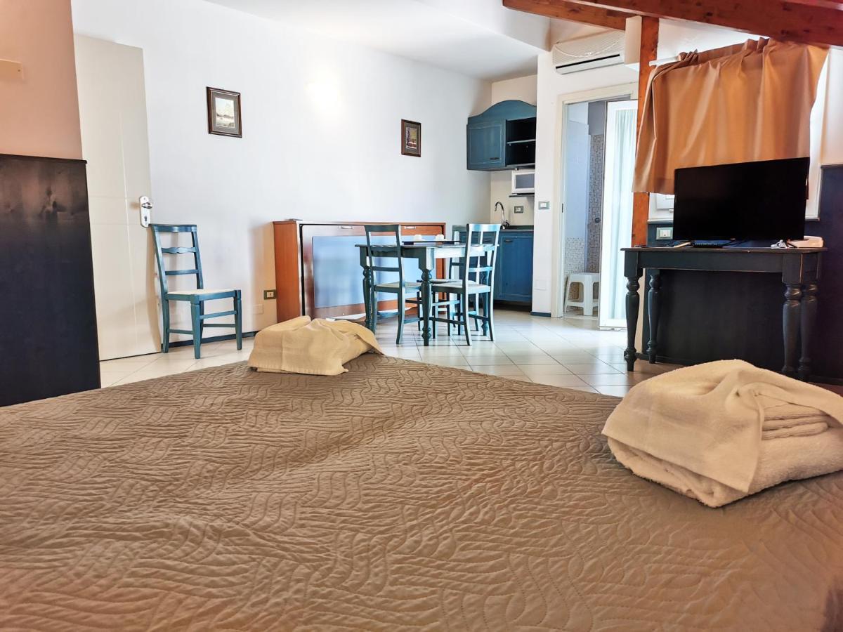 Hotel La Plage Cattolica Kültér fotó