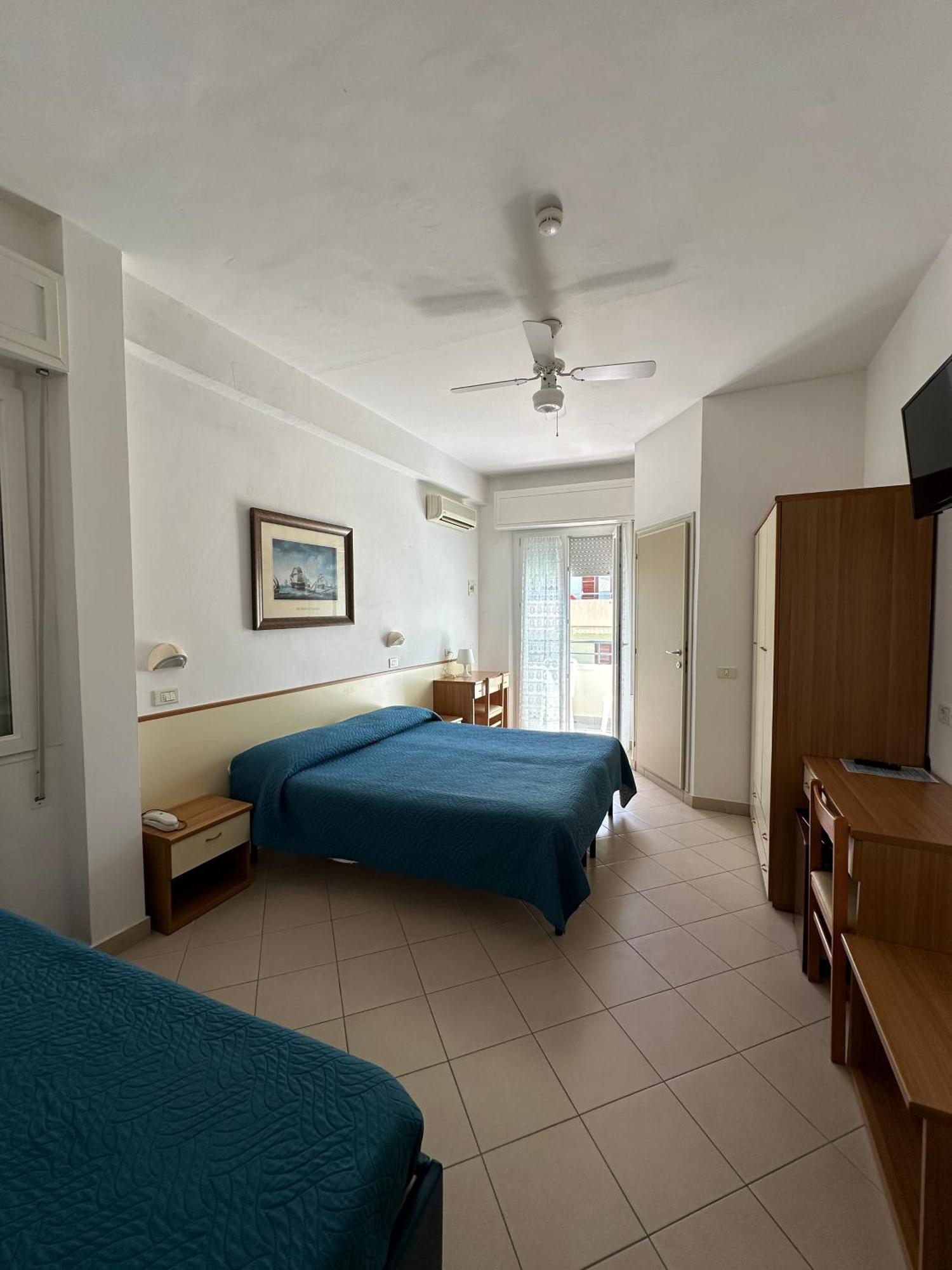 Hotel La Plage Cattolica Kültér fotó