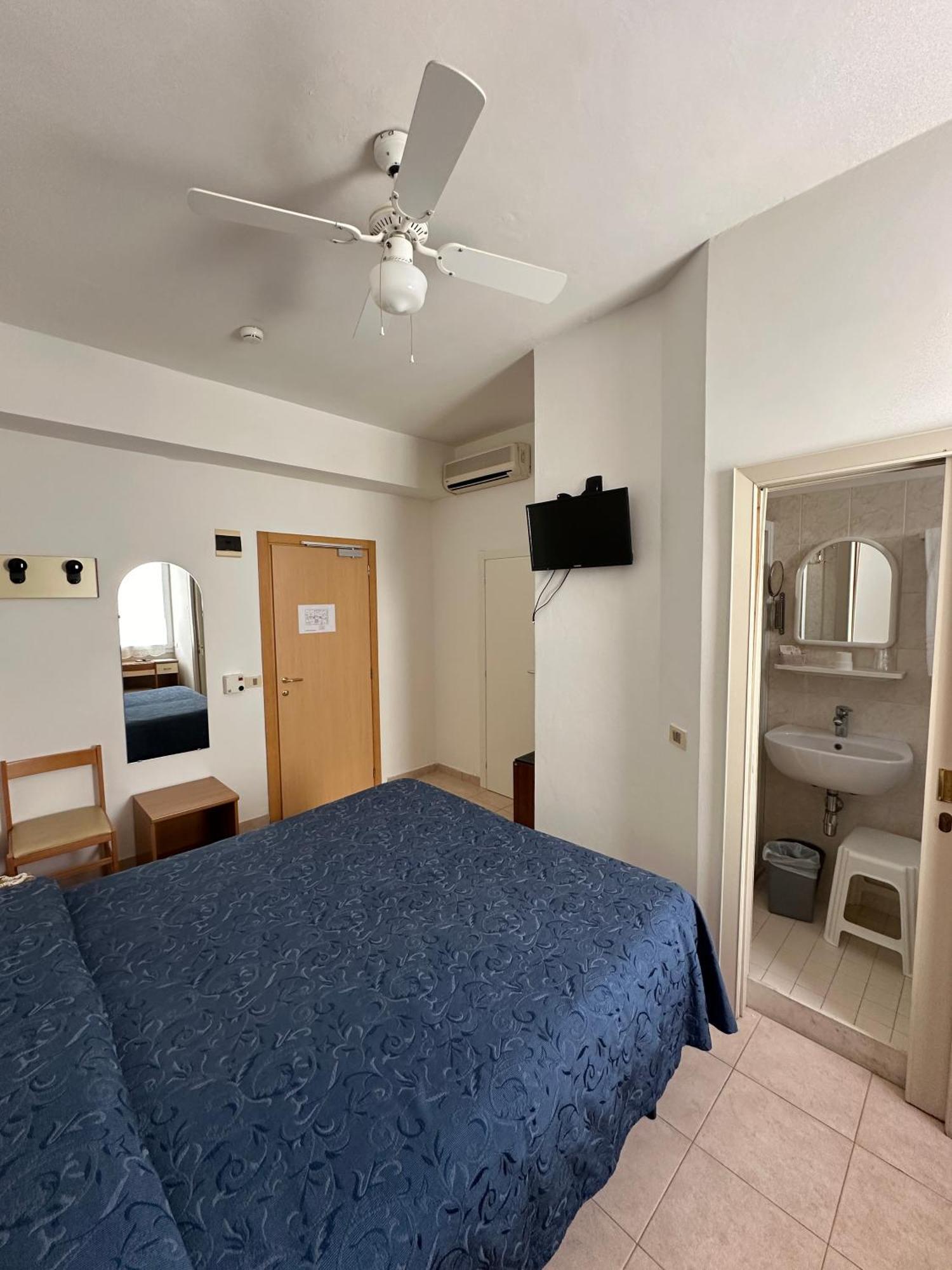 Hotel La Plage Cattolica Kültér fotó